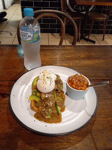 Peter & Tony’s Cafe Gallery - Australia