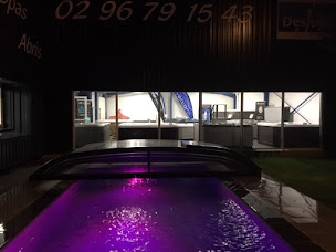 Photo n°25 de Societe Kopec Piscine desjoyaux Saint brieuc jacuzzi à Pordic (Magasin de matériel pour piscines)