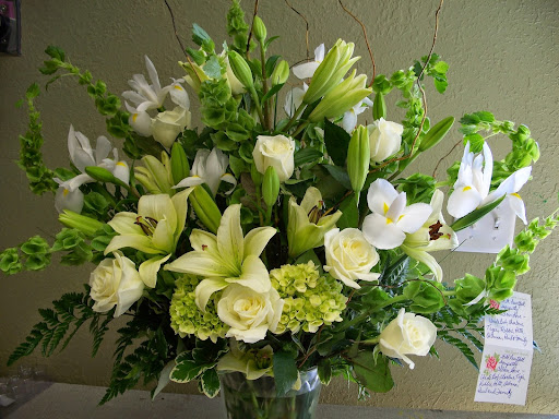 Flower Basket Florist & Gifts - Thumbnail