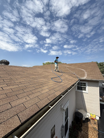 Front view of 615 Softwash in  - Best Pressure Washing Service nearby.