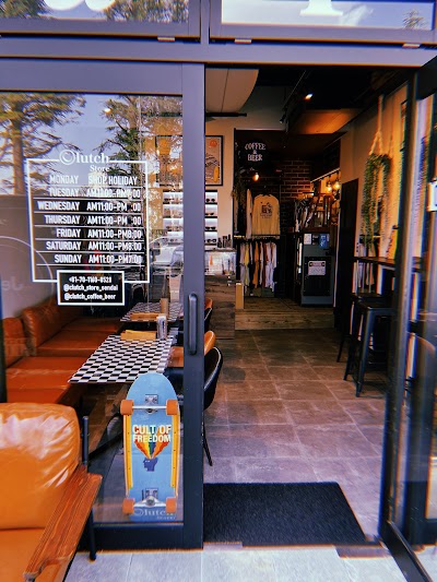 クラッチストア（Clutch Store）Clothing&Cafe&Space