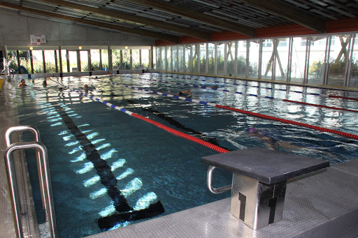 Photo de Piscine Municipale Les Bains à Bègles (33130)