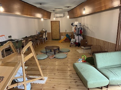 コミュニティスペース アトリエいもほり