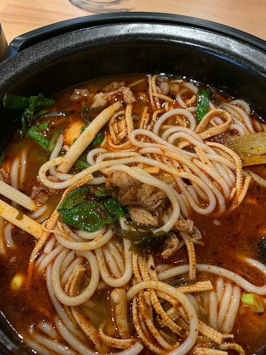 Sanshi Noodle House (三食云南过桥米线） - Thumbnail