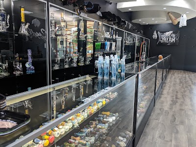 Goodlife Smoke Shop