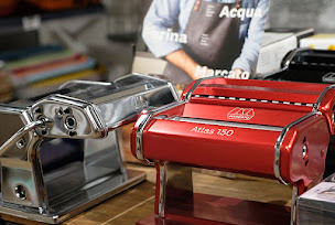 Photo n°17 de Arts de la table et ustensiles de cuisine - C'est qui l'Chef à Muzillac (Magasin de thé)