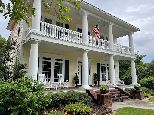 The Veranda on Main