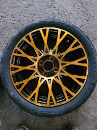 Photo n°13 de Wheels Repair à Landiras (Service de restauration d'automobiles)