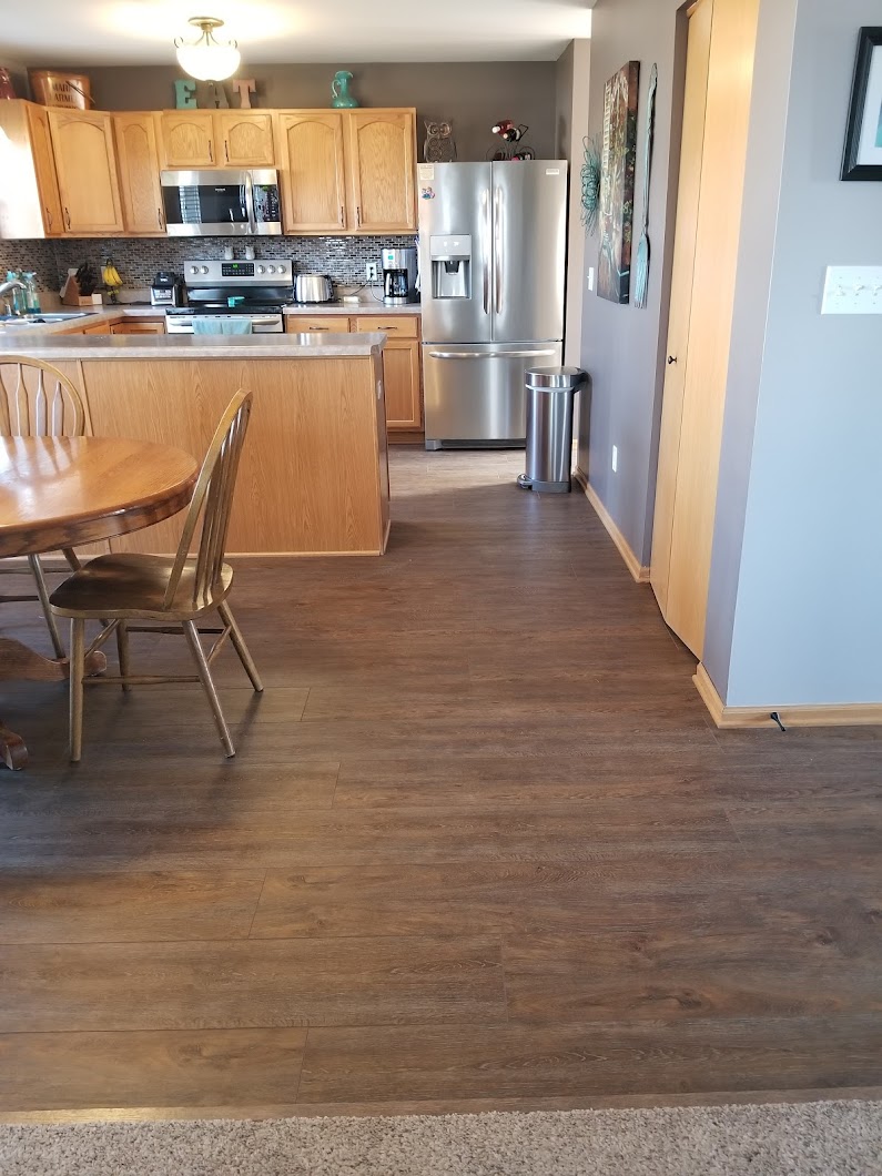 Carpetland USA Flooring Center West Allis