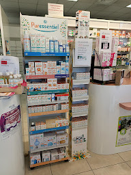 Photo n°13 de Pharmacie Peilleron à Saint-Germain (Pharmacie)