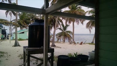 Photos of Carrie Bow Cay Field Station