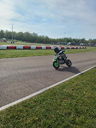 Photo n°9 de Hobby One Moto Shop à Manneville-la-Raoult (Magasin de motos)