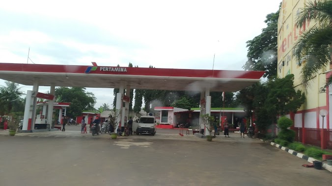 SPBU Pertamina, Author: Tuti Sriwijaya