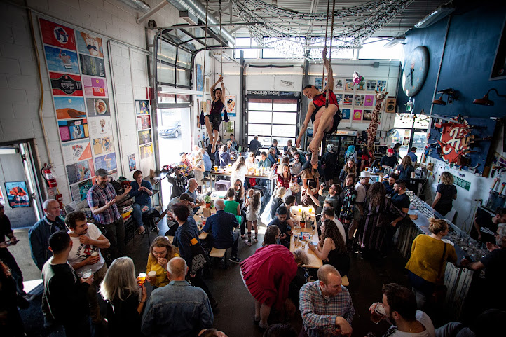 Henderson Brewing co by null