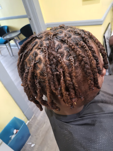 LAGOS BARBERS & HAIR BRAIDING - Thumbnail