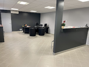 Photo n°1 de SARL NG AUTOMOBILES à Montauban (Vendeur de voitures d'occasion)