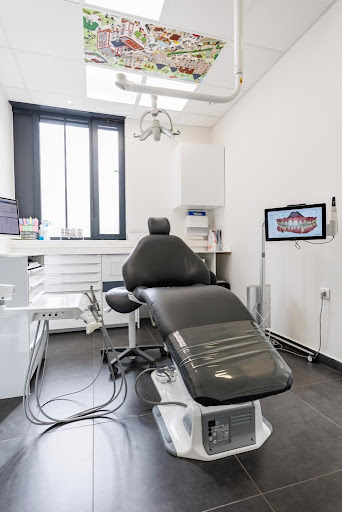 Cabinet d'orthodontie Dr Benhacoun & Dr Janier Orthodontie enfants et adultes - Invisalign - Thumbnail