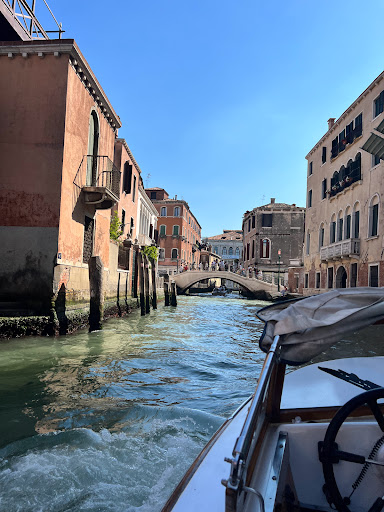 Veneziana Motoscafi Societa Cooperativa Gallery - Italy