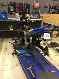 Photo n°2 de La GRANGE Motor's à Blainville-sur-l'Eau (Atelier de réparation de pneus)