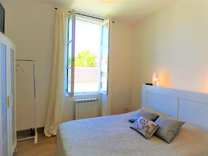 Photo n°16 de Jolie, grande maison au centre ville avec jardin à Arles (Agence de location de maisons de vacances)