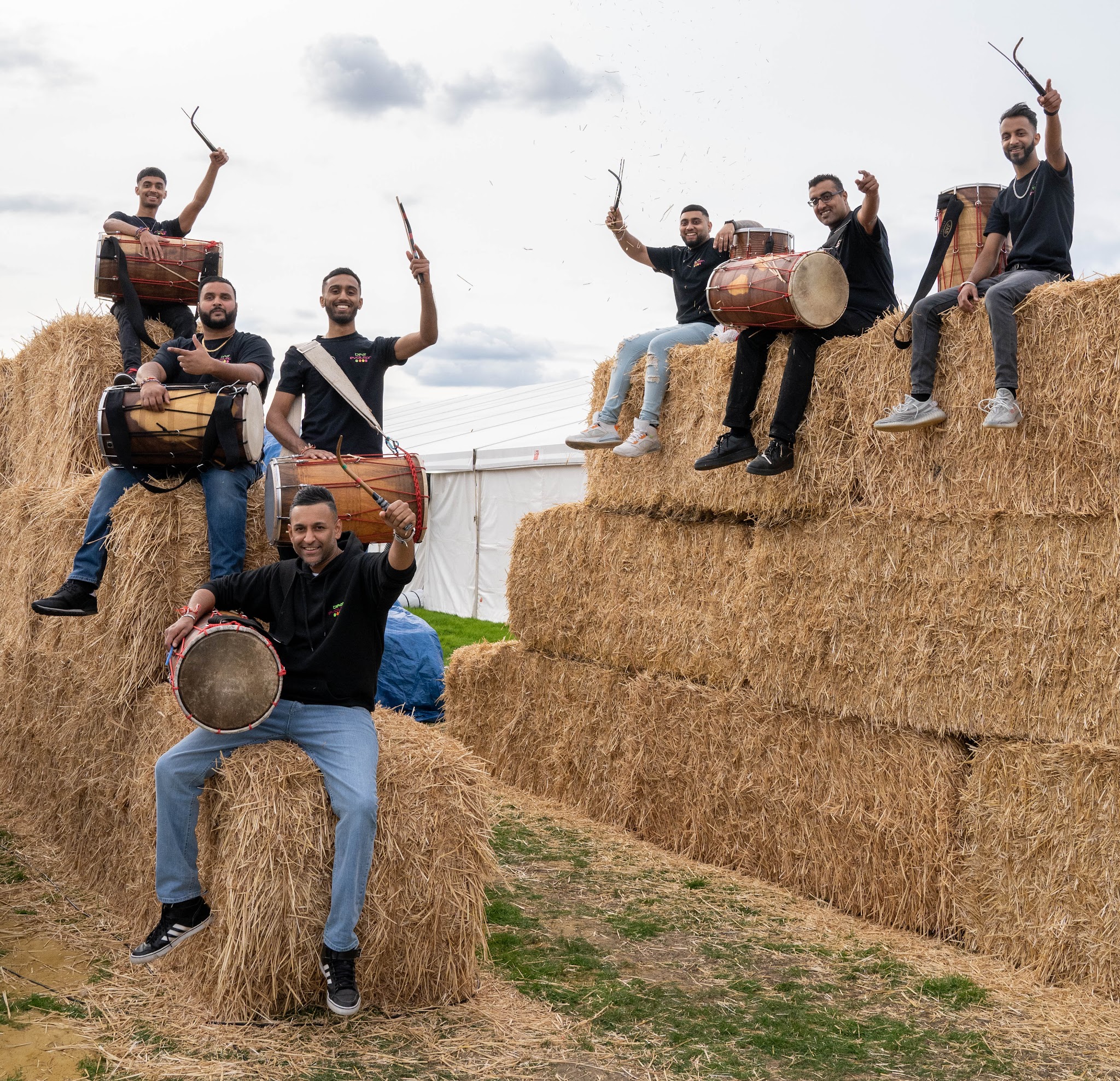 Beat Evolution - Dhol Entertainment - Entertainment - photo 1