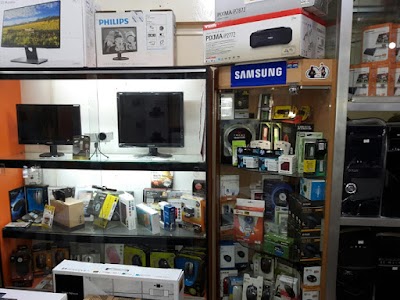 Photos of Borna Computer