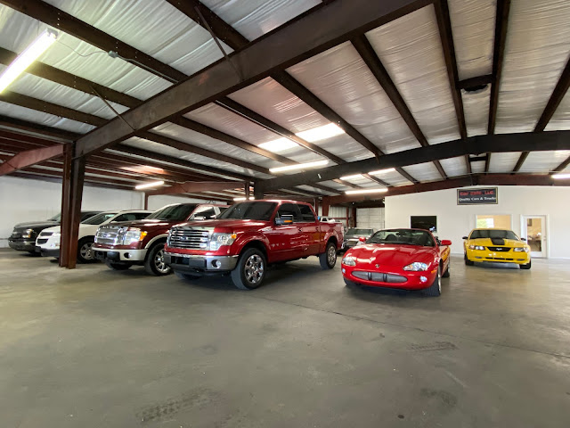 Car Cafe LLC by null