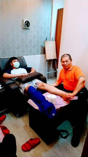 按摩達人養生館 大遠百中山店評價、營業時間、服務項目、價格 - 專業腳底按摩與經絡推拿