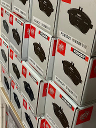 Photo n°4 de Autodistribution à Saint-Genis-Laval (Magasin d'accessoires pour poids lourds)