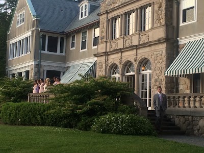 Photos of Blithewold Mansion, Gardens & Arboretum