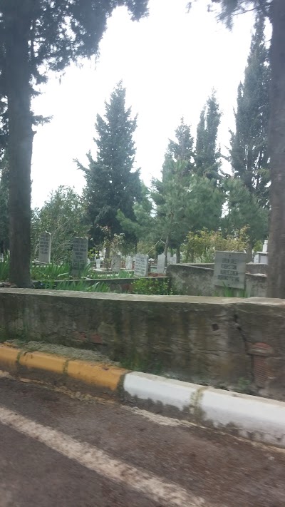 Photos of K&ouml;rfez Belediyesi Asri Mezarlığı