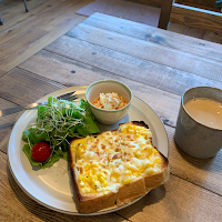 Mitsuritsu Cafe