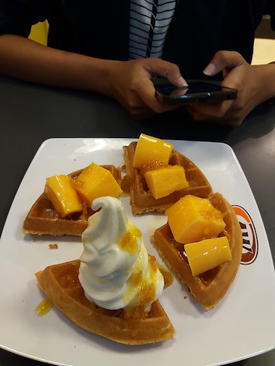 Photos of A&W Restoran - Plaza Ambarrukmo