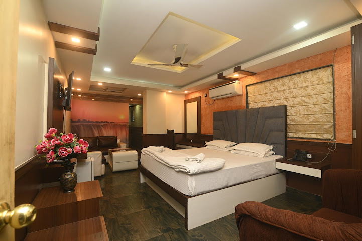 D.K. International Hotel by null