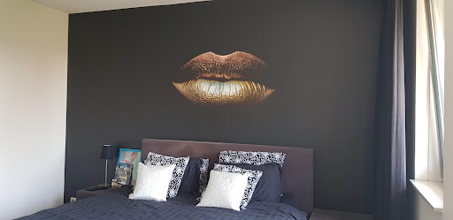 Art to Wall - Thumbnail
