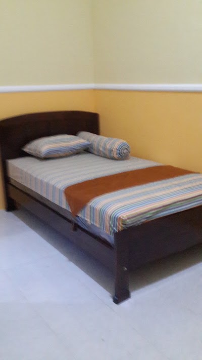 Photos of Umyah Kost Lia