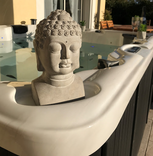 Photo de M à Vernègues (13116)
