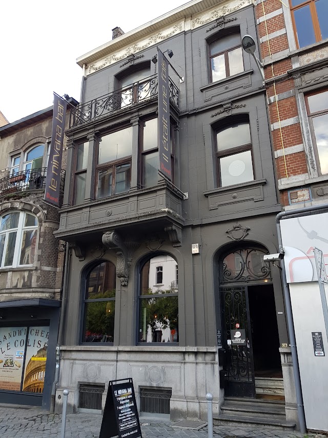 Le Nirvana Bar