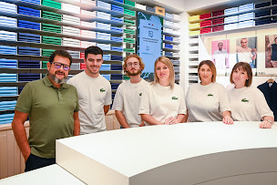 Photo n°3 de Lacoste Coquelles à Coquelles (Magasin de vêtements pour femmes)