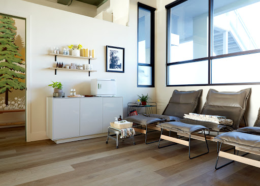 Radiate Studio - Visual