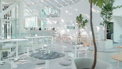 南美春室 The POOL