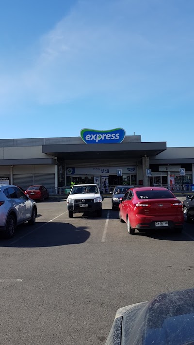 Photos of Vicu&ntilde;a Mackenna Lider Express