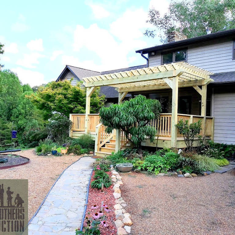 Band of Brothers Construction LLC Deck & Porch Building & Design in