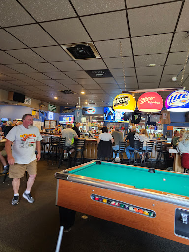 Lakeside Bar Grill & Lodging - Thumbnail