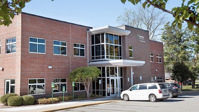 Photo of Tan Li, DO clinic location