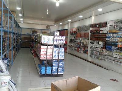 Electronics Store