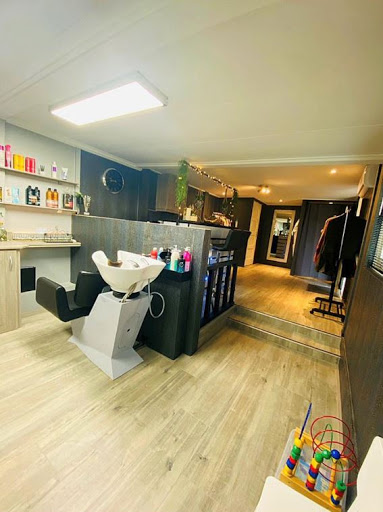 Dev's HairHouse