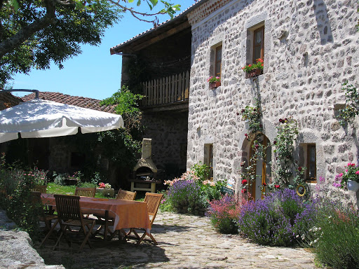 Photo de Les Chalets du Haut-Forez à Usson-en-Forez (42550)