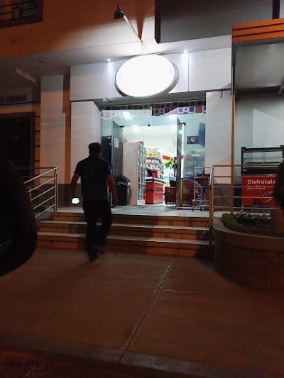 Photos of Super Market America - Trojes