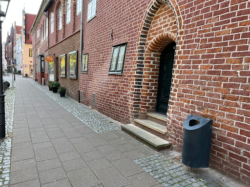 Das Schwangere Haus - Germany
